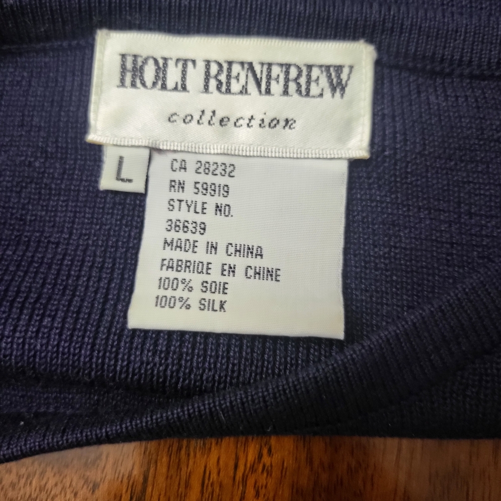Holt Renfrew Silk Blouse. - Picture 5 of 5